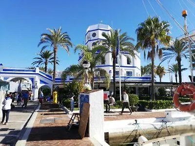 Casares Appart 2 Ch Dans Parc Tropical Avec Vue Sur Mer, Montagne Et Piscine Apartment